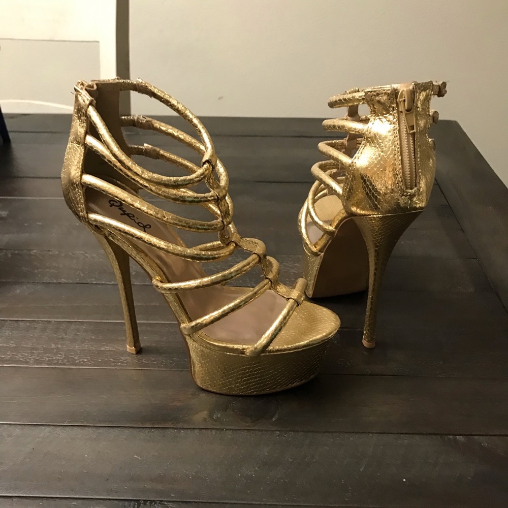 Bought for monster high Halloween costume